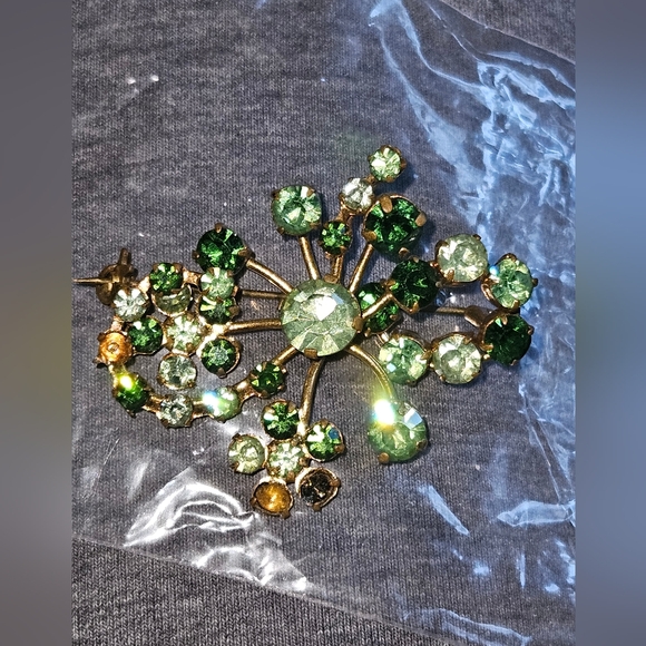 Signed Austrian Crystal Broach,  Green - Picture 2 of 3